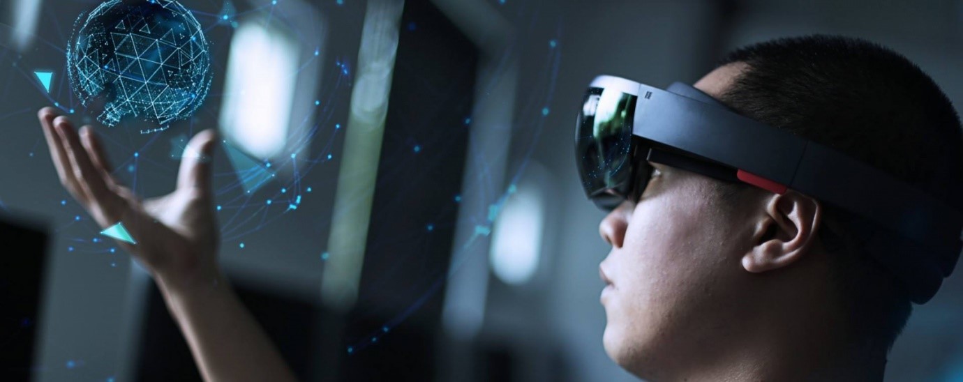 hololensvsoculus1